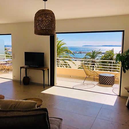 Appartement T3 Lumineux Traversant Totalement Neuf En Face De La Plage Front De Mer Vue Sur Les Iles Vue Mer Panoramique Assuree Residence De La Plage Centre Ville Du Lavandou 3Eme Etage Avec Ascenseur Appartement T3 Le Lavandou Dış mekan fotoğraf